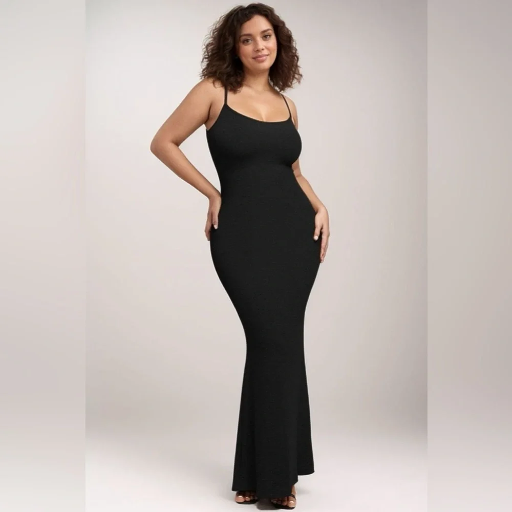 ✨ BUILT-IN SHAPEWEAR MAXI DRESS – HOURGLASS SCULPT ✨ - Picture 6 of 10